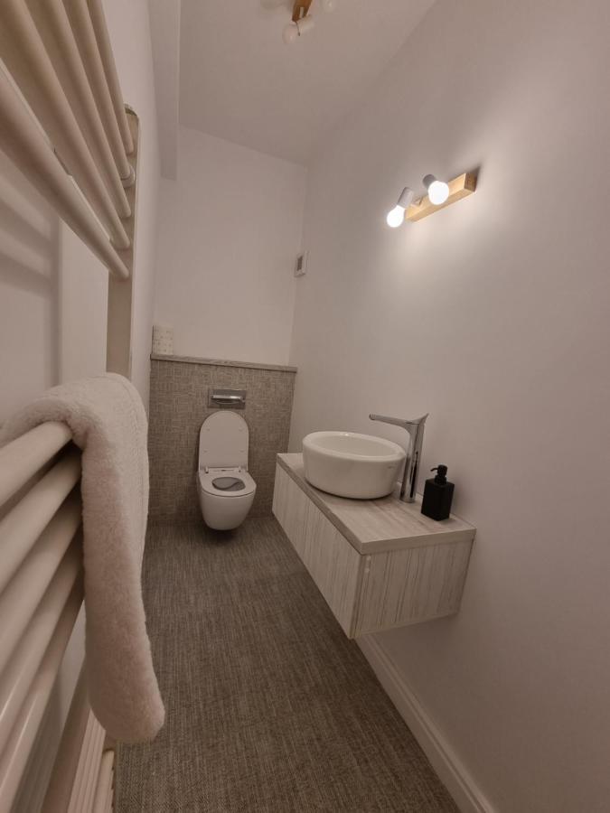 Apartament In Complex Rezidential Ramnicu Valcea Exterior photo